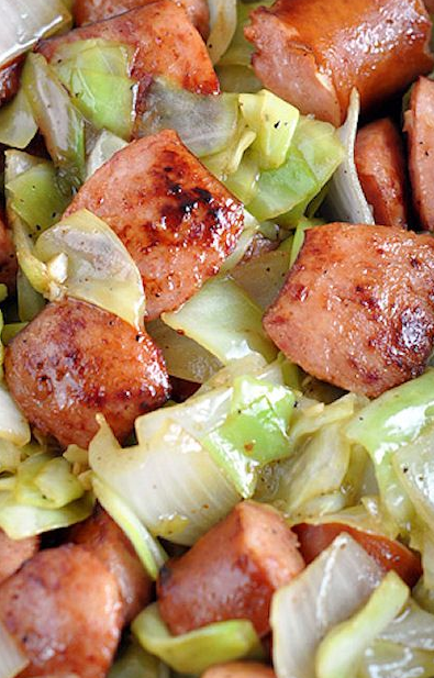 kielbasa-and-cabbage-skillet