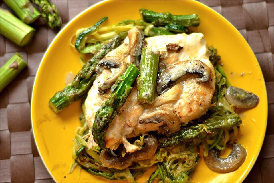 creamy-lemon-chicken-with-asparagus