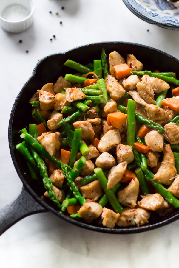 Asparagus-Sweet-Potato-Chicken-Skillet_-4