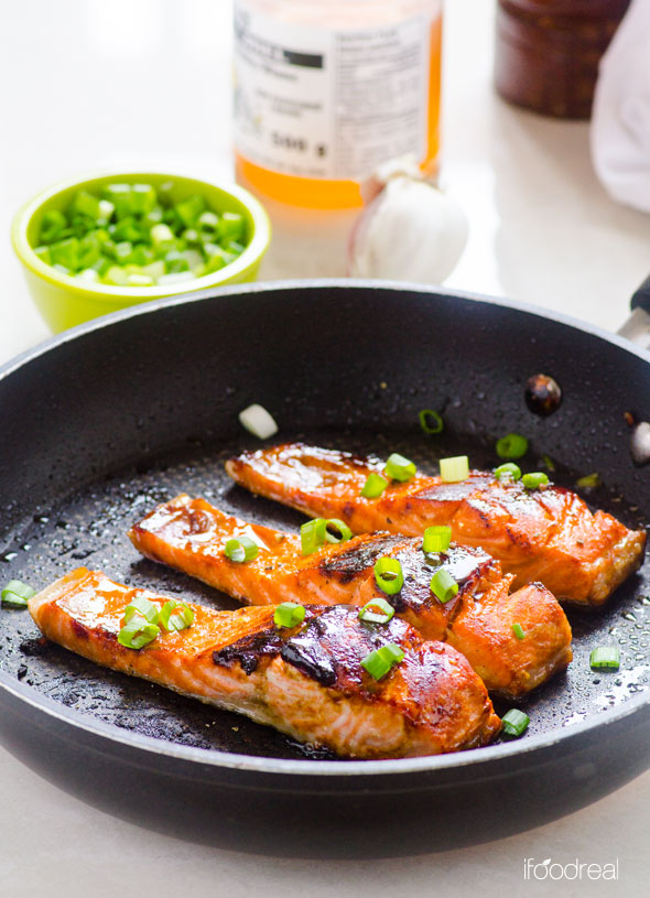 panfar-easy-crispy-honey-garlic-salmon-recipe