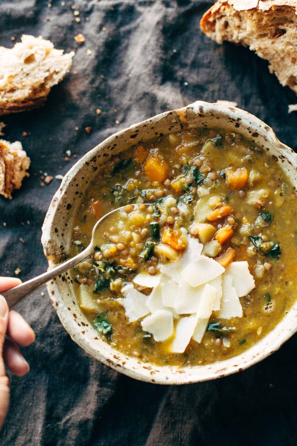 Crockpot-Lentil-Soup-3-600x900