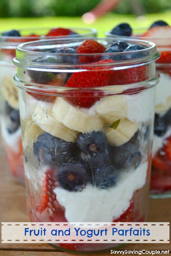 fruit-and-yogurt-parfaits