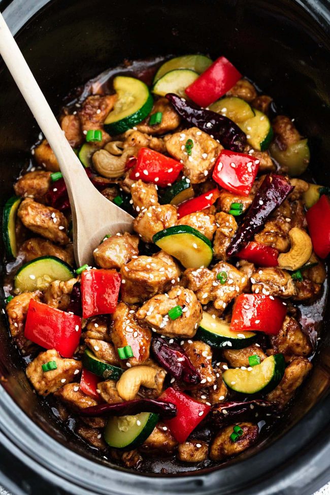 Skinny-Slow-Cooker-Kung-Pao-Chicken-2-650x975