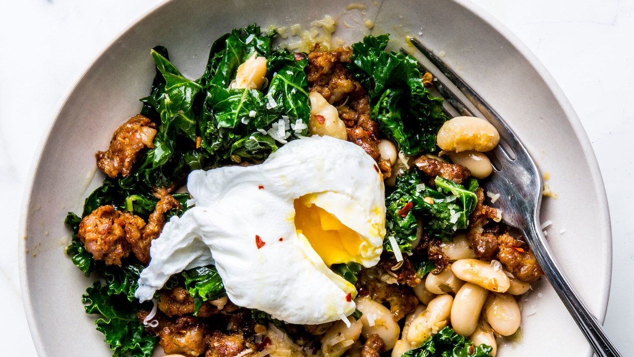 sausage-white-bean-kale-with-poached-egg