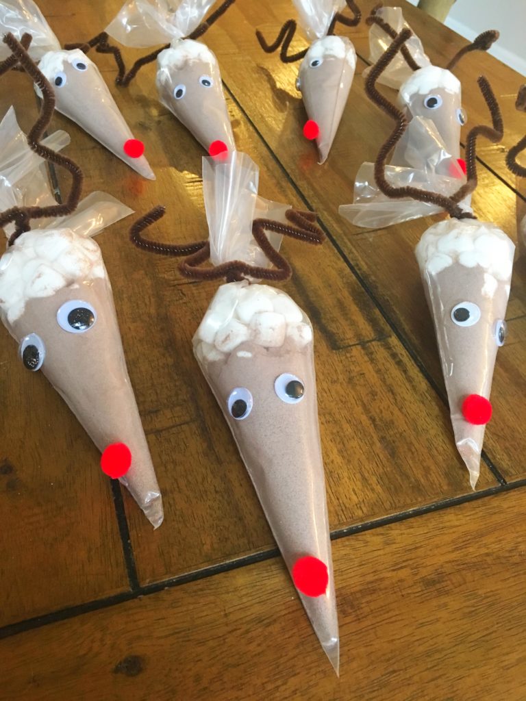 DIY Hot Cocoa Reindeer - Living with Lady